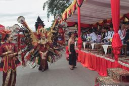 Thousands watch closing of cultural event Rang Solok Baralek Gadang