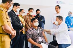 Widodo observes first administration of IndoVac