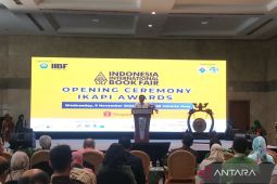 Minister hopes IBF to help increase public interest in  reading