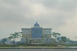 Indonesia records decline in forest and land fire hotspots
